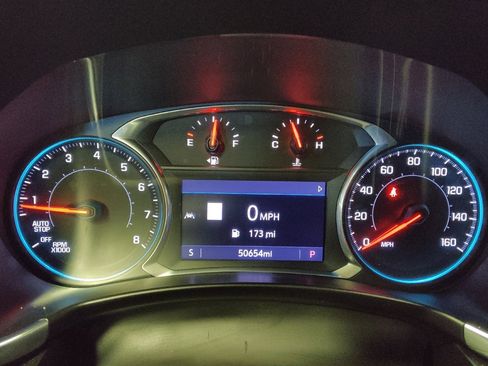 Used 2021 Chevrolet Equinox LT image 23