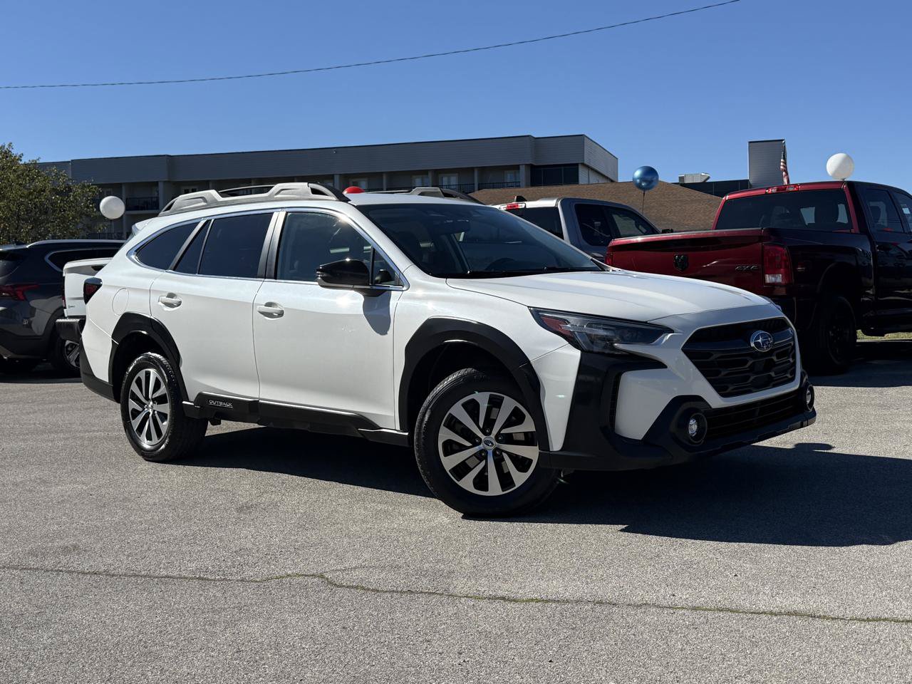 Used 2024 Subaru Outback Premium AWD/4WD image 2