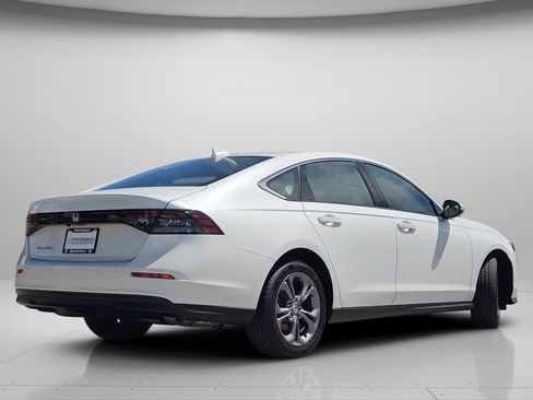 Used 2023 Honda Accord EX image 23