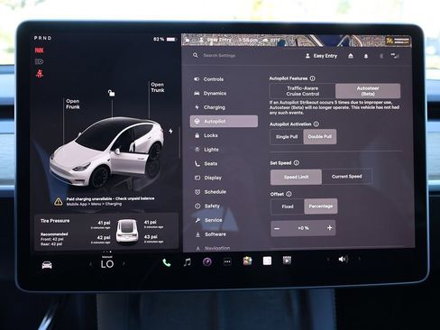 Used 2023 Tesla Model Y Long Range image 50