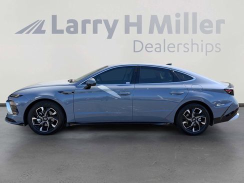 Certified 2025 Hyundai Sonata SEL image 2