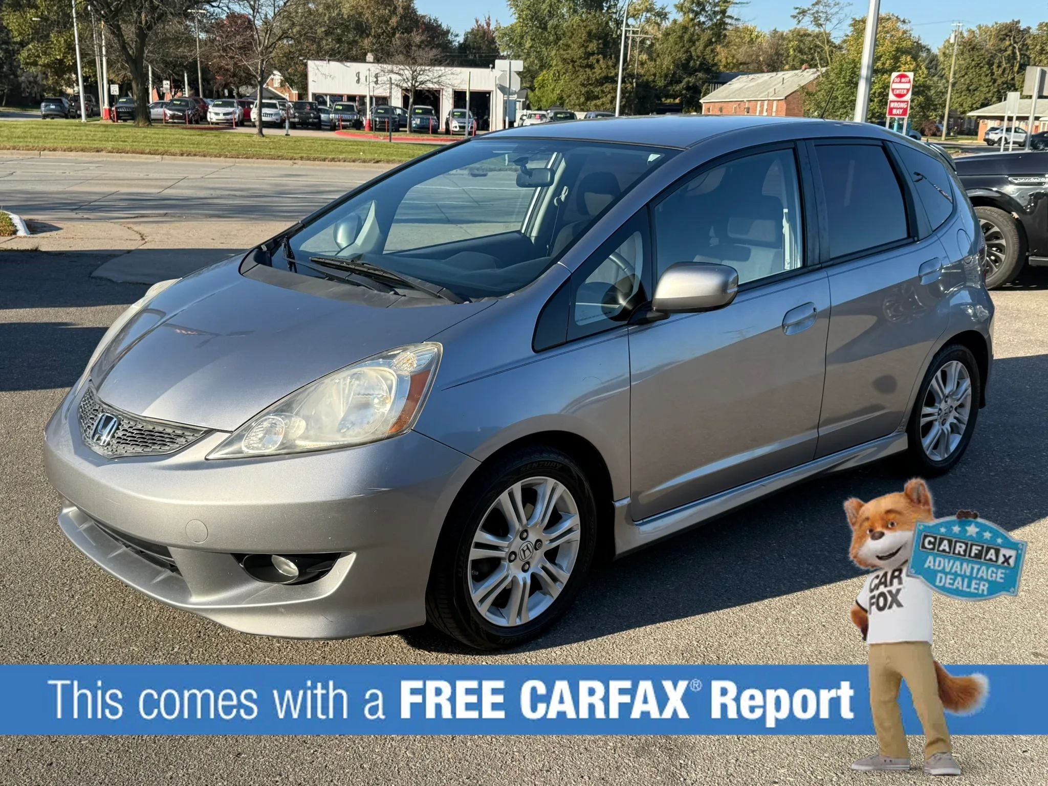 Used 2009 Honda Fit Sport image 1