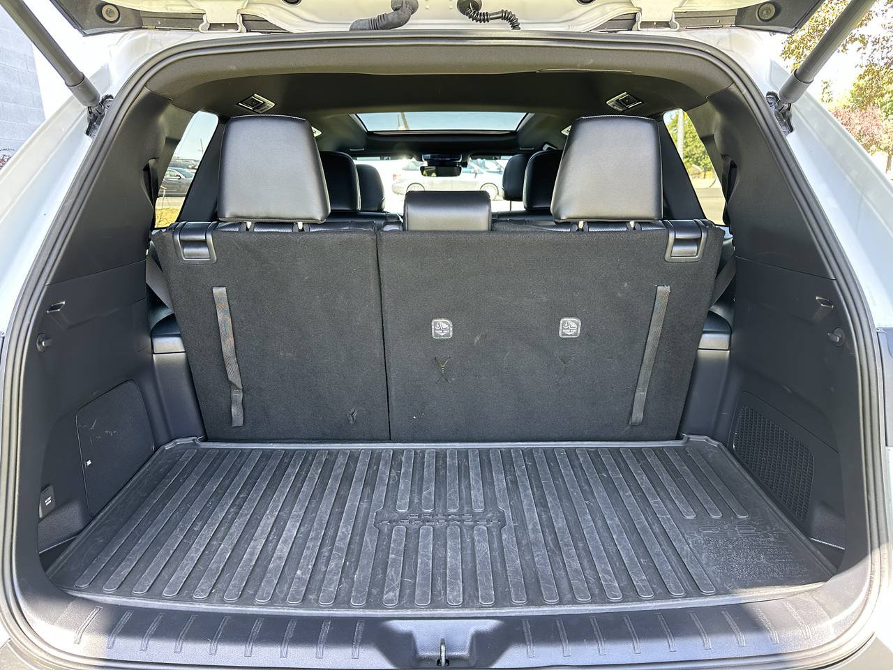 Used 2025 Toyota Grand Highlander AWD Hybrid image 29