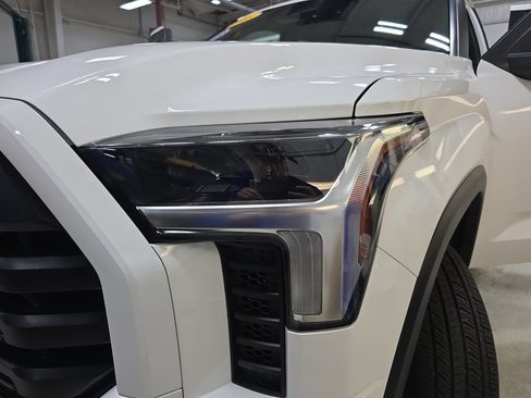 Certified 2025 Toyota Tundra SR5 AWD/4WD image 33