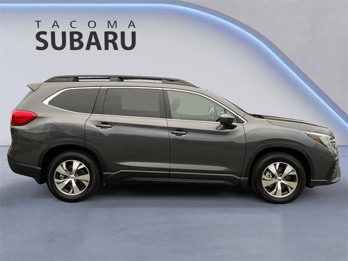 Certified 2024 Subaru Ascent Premium w/ Convenience Package image 6