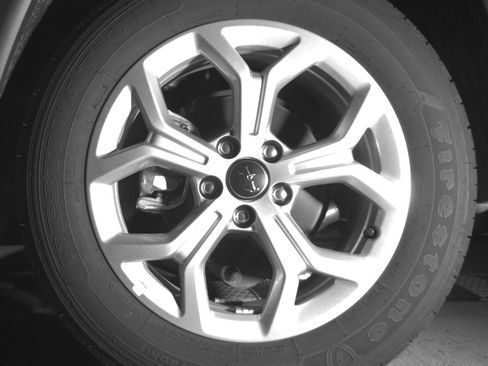 Used 2025 Jeep Compass Latitude image 14