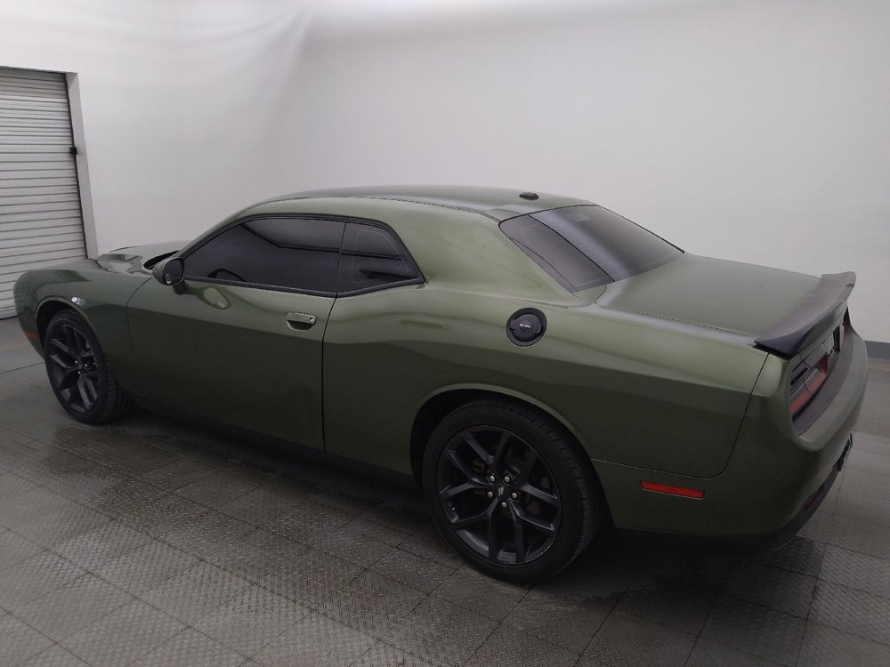 Used 2021 Dodge Challenger SXT w/ Blacktop Package RWD image 3