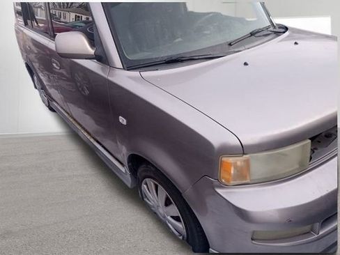 Used 2005 Scion xB image 15