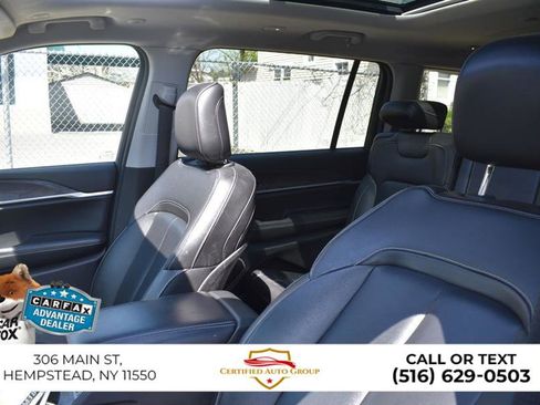 Used 2022 Jeep Grand Cherokee L Limited image 9