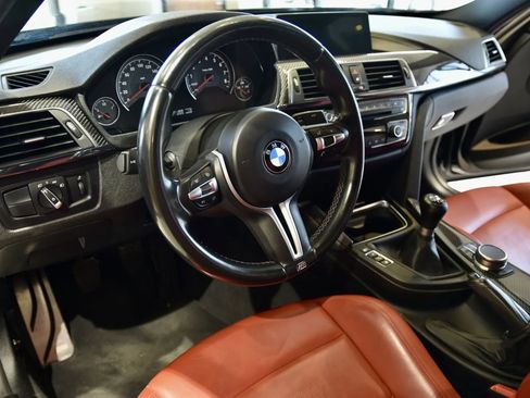 Used 2018 BMW M3 RWD image 12