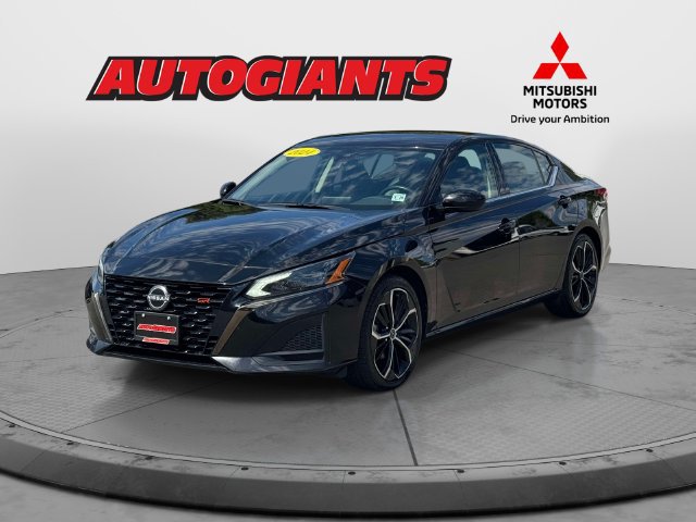Used 2024 Nissan Altima 2.5 SR FWD image 7