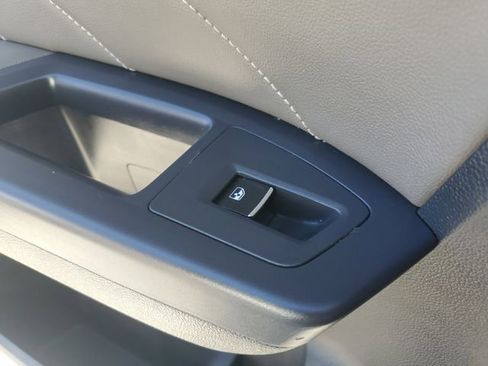 Used 2021 Volkswagen Atlas SE w/ Panoramic Sunroof Package image 14