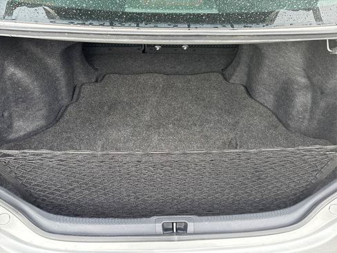 Used 2014 Toyota Camry SE FWD image 12