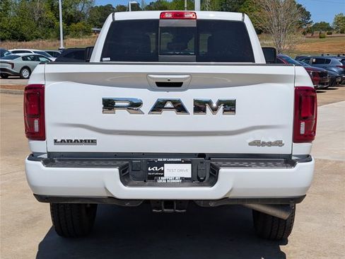 Used 2026 RAM 2500 Laramie AWD/4WD image 8