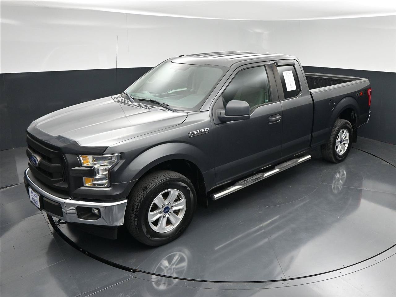 Used 2017 Ford F150 XL w/ Equipment Group 101A Mid AWD/4WD image 19