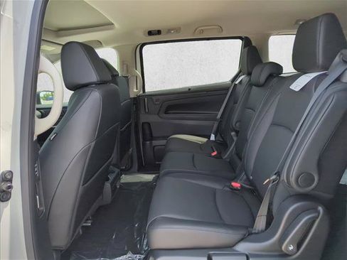 Used 2026 Honda Odyssey EX-L image 13