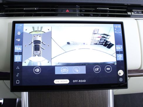 Used 2024 Land Rover Range Rover SE image 27