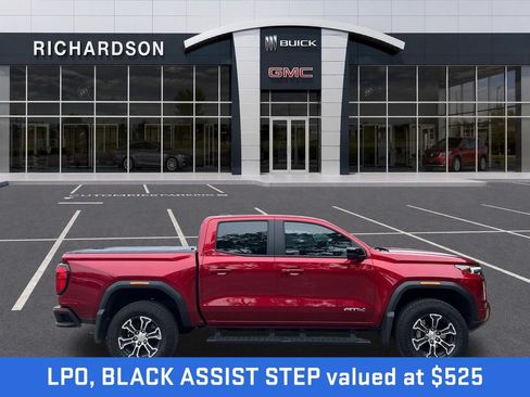 Used 2024 GMC Canyon AT4 w/ AT4 Premium Package AWD/4WD image 7