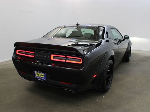 Used 2023 Dodge Challenger R/T Scat Pack image 5