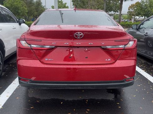 Used 2025 Toyota Camry LE image 4