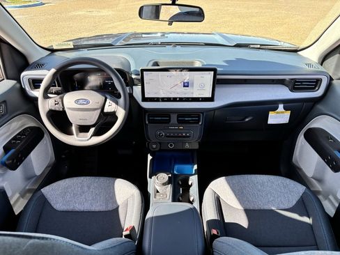 New 2025 Ford Maverick XLT image 10