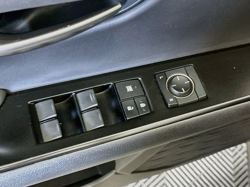 Used 2021 Lexus UX 250h w/ Premium Package AWD/4WD image 15
