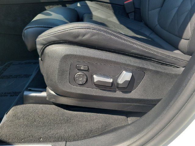Used 2026 BMW X5 xDrive40i AWD/4WD image 10