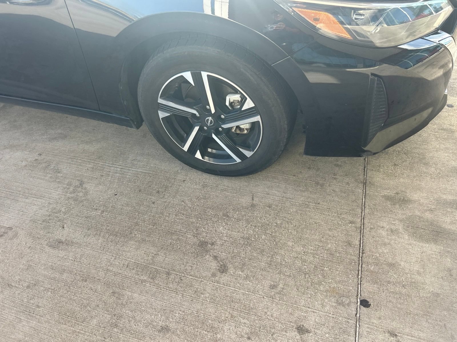 Used 2024 Nissan Sentra SV FWD image 5