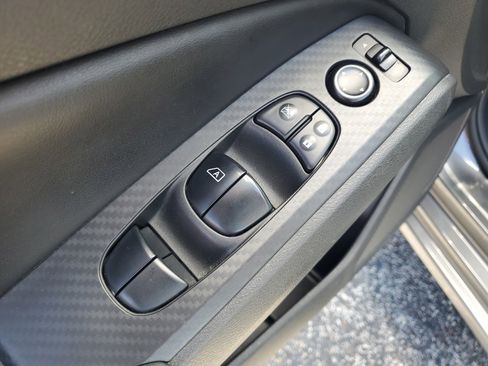 Certified 2024 Nissan Altima 2.5 SV FWD image 11