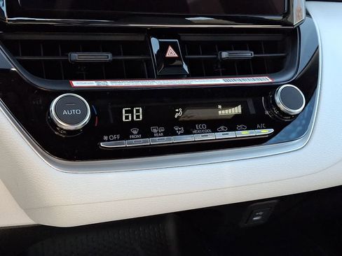 New 2026 Toyota Corolla SE image 13