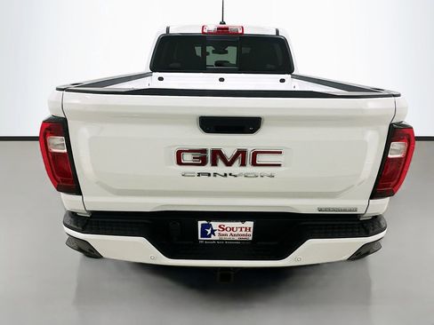 Used 2025 GMC Canyon Elevation w/ Convenience Package RWD image 6
