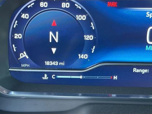 Used 2024 Chevrolet Suburban RST w/ Luxury Package image 12