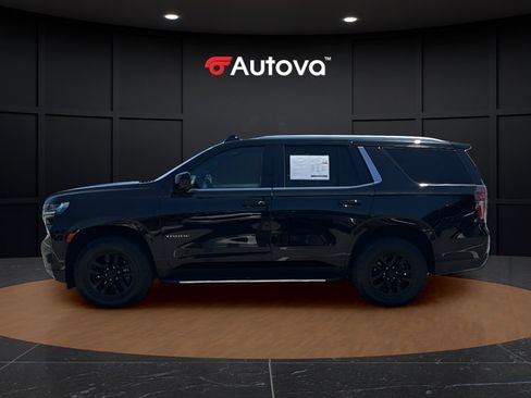 Used 2023 Chevrolet Tahoe LT AWD/4WD image 2