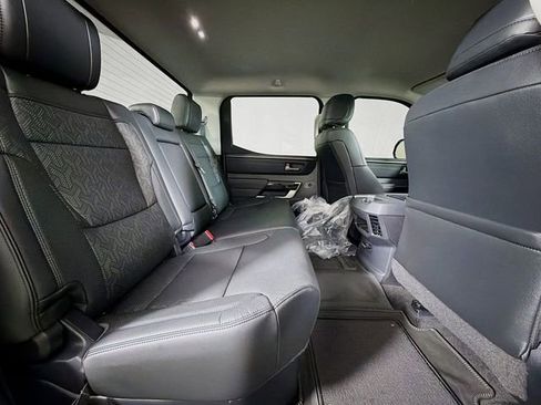 Used 2024 Toyota Tundra Limited AWD/4WD image 32