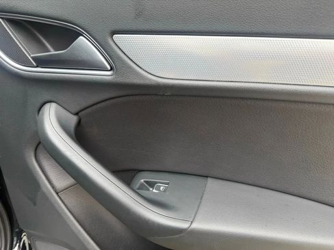 Used 2018 Audi Q3 2.0T Premium Plus w/ Premium Plus Package image 26