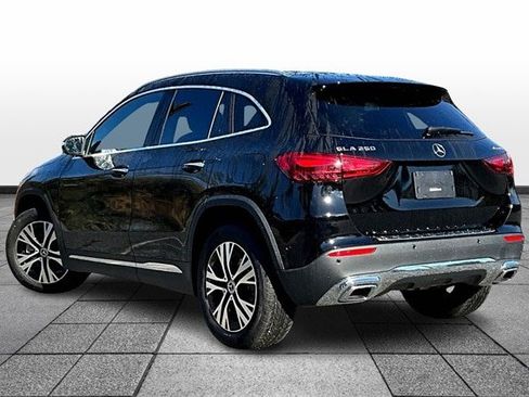 Certified 2025 Mercedes-Benz GLA 250 4MATIC image 5