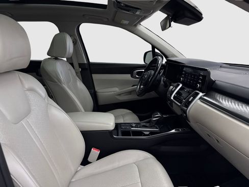 Used 2021 Kia Sorento S w/ Panoramic Sunroof Package FWD image 41