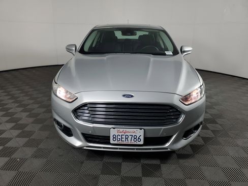 Used 2015 Ford Fusion Energi Titanium w/ Driver Assist Package image 9