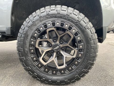 New 2025 Chevrolet Colorado Z71 image 28