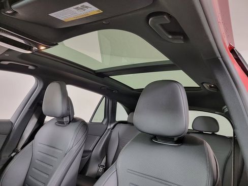 Certified 2025 Mercedes-Benz GLC 300 4MATIC image 14