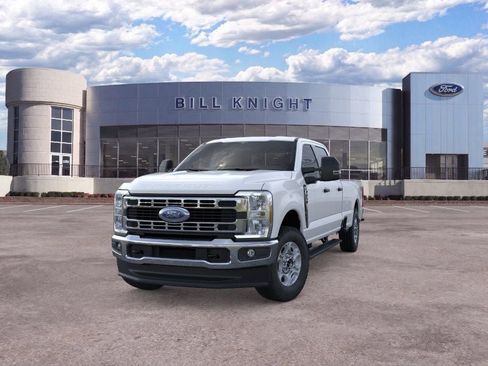 New 2026 Ford F250 XLT w/ FX4 Off-Road Package AWD/4WD image 3