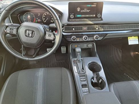 Used 2024 Honda Civic Sport image 19