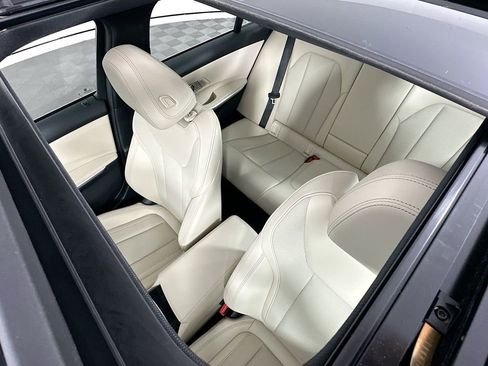 Certified 2023 BMW 330e w/ M Sport Package image 22