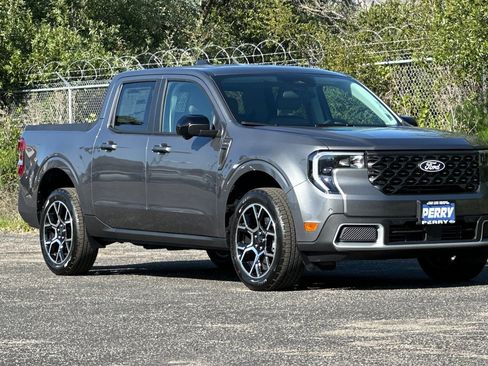 New 2025 Ford Maverick Lariat w/ 4K Tow Package image 1