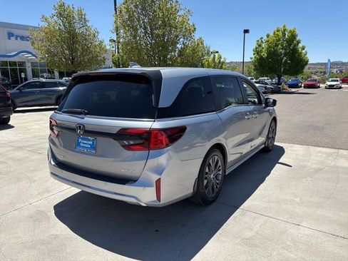 Certified 2025 Honda Odyssey Touring image 6