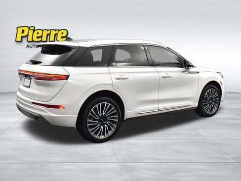 Certified 2022 Lincoln Corsair Reserve w/ Equipment Group 201A image 4