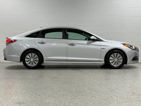 Used 2016 Hyundai Sonata SE FWD image 5