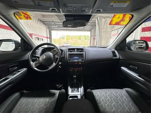 Used 2024 Mitsubishi Outlander Sport AWD image 24