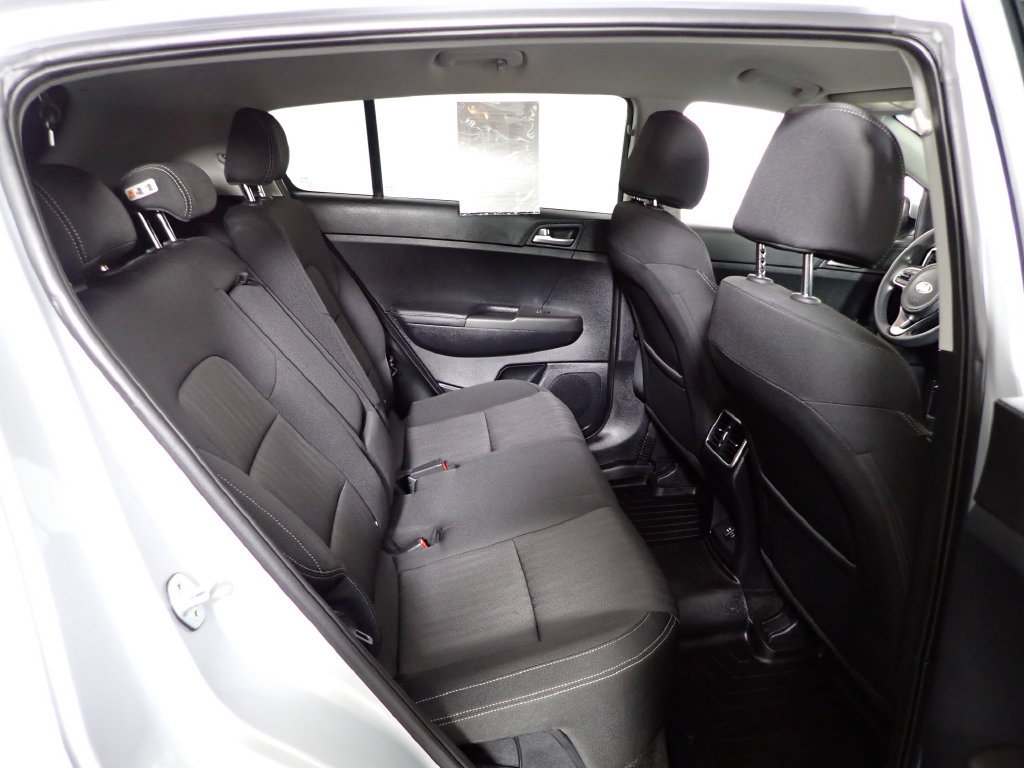 Used 2019 Kia Sportage LX AWD/4WD image 32