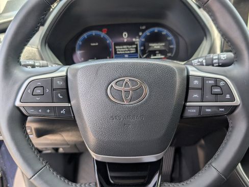 Used 2026 Toyota Grand Highlander AWD image 19